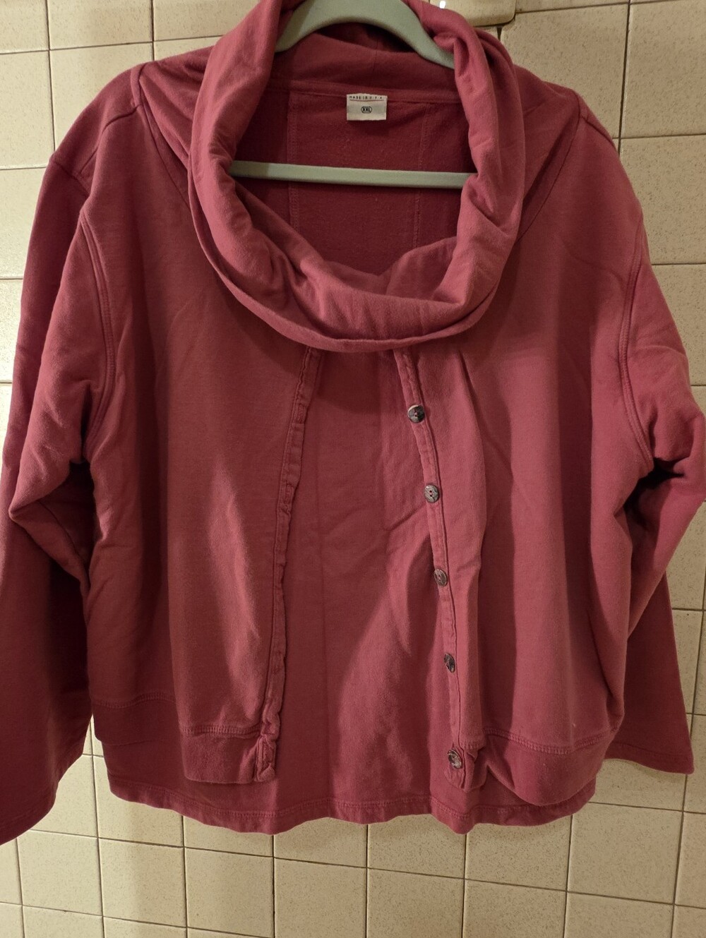 Boutique Womans CMC Pullover Top